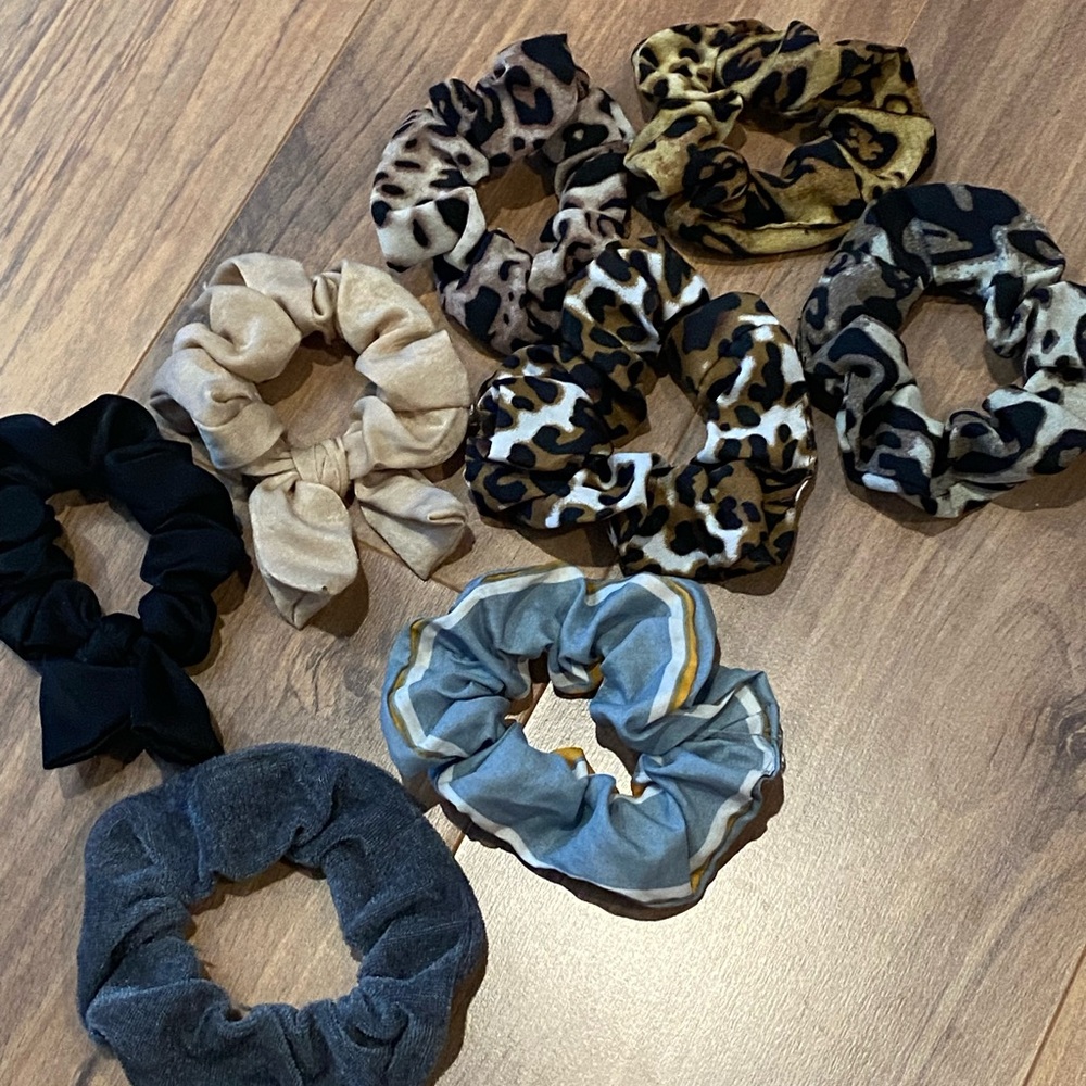 Scrunchie lot
